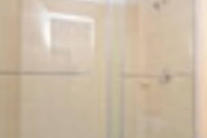 Room 62 of 99