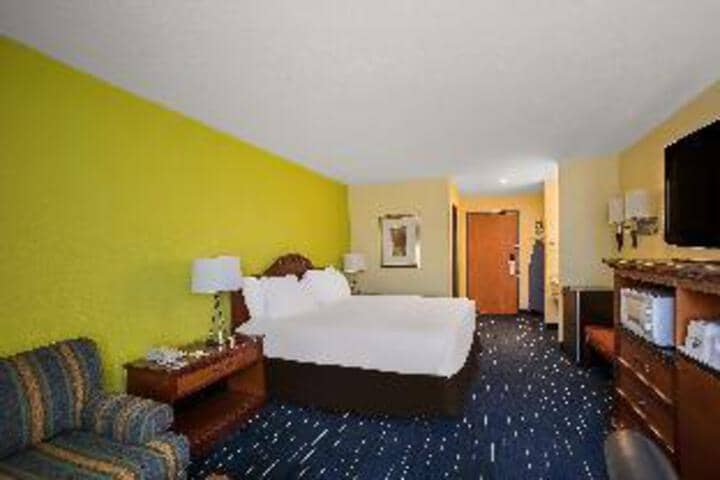 Suite 42 of 43