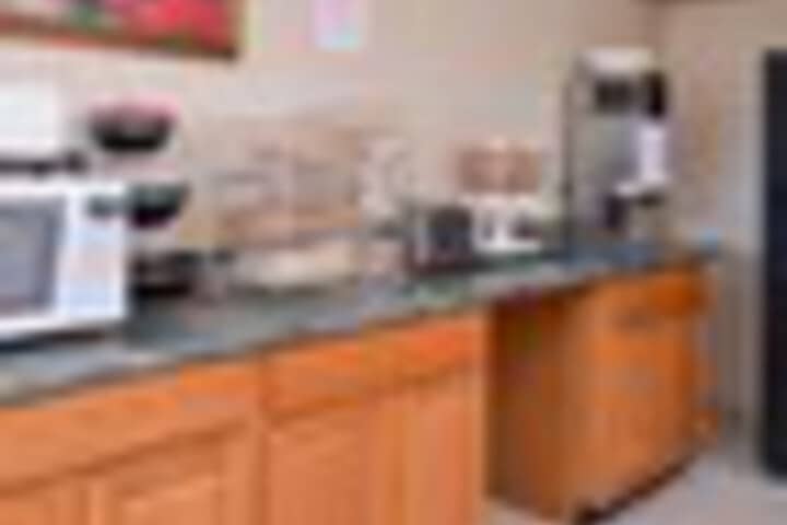 Breakfast/Coffee Service 74 of 99